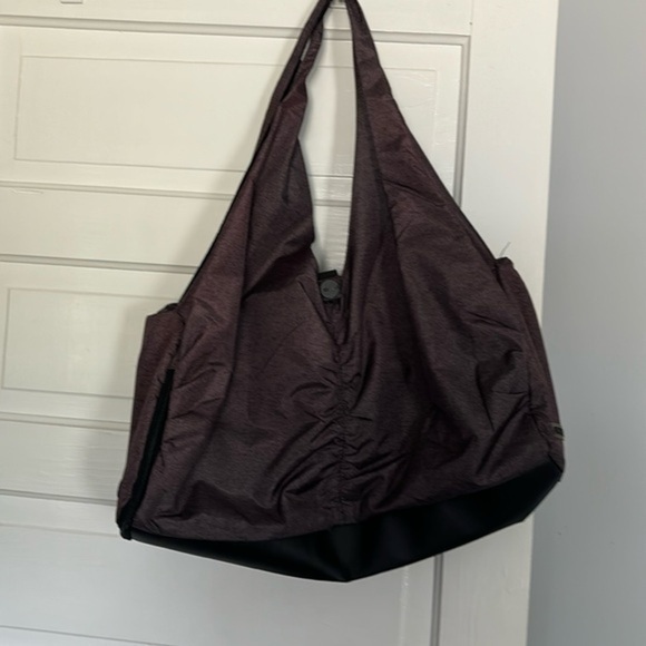 Mondetta Multi-Purpose Bag - Picture 1 of 6